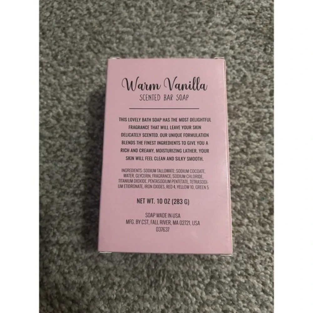 NEW Pugs & Kisses Vanilla Scented Bar Soap Valentines Gift Lover Lovely 10oz USA